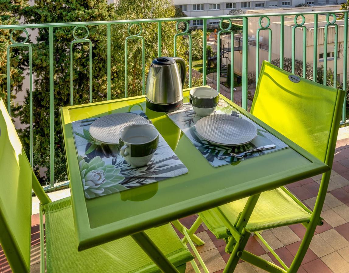 Centre, Deux Pieces, Calme, Terrasse Plein Sud Nice